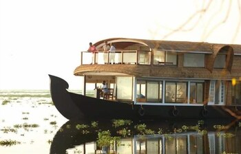 the boat company