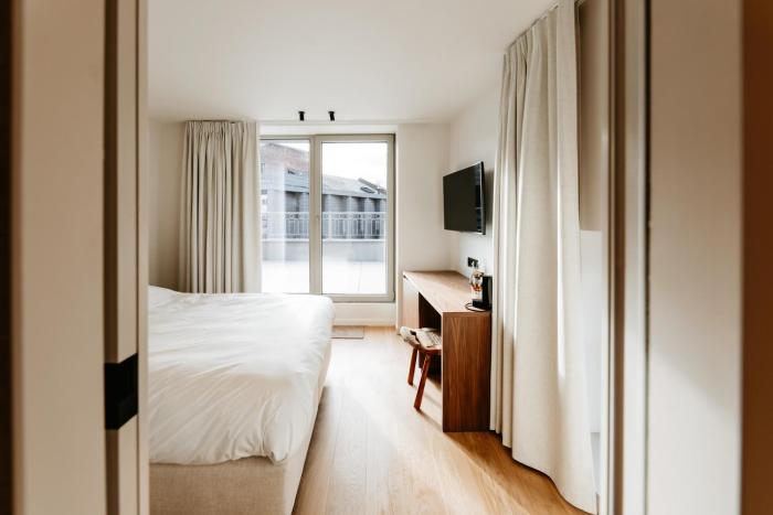 alfred hotel and gastro bar