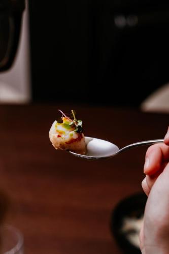 alfred hotel and gastro bar