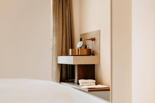 alfred hotel and gastro bar