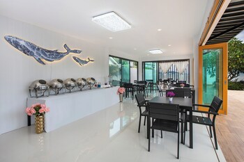 amaleena pool access phuket