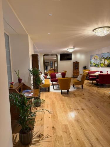 gemmi hotel and spa