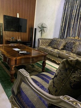 Ellex Sleeves Apartment,,3 star