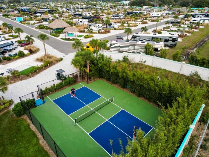 camp margaritaville auburndale rv resort