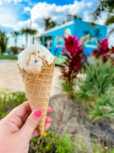 camp margaritaville auburndale rv resort
