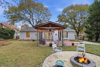 shadowlake 4br house