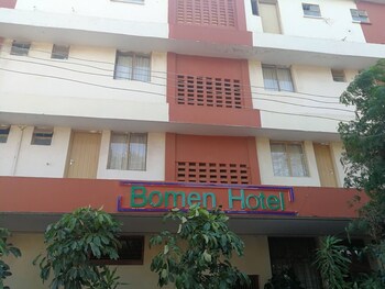bomen hotel isiolo
