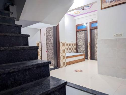 new khandelwal guest house