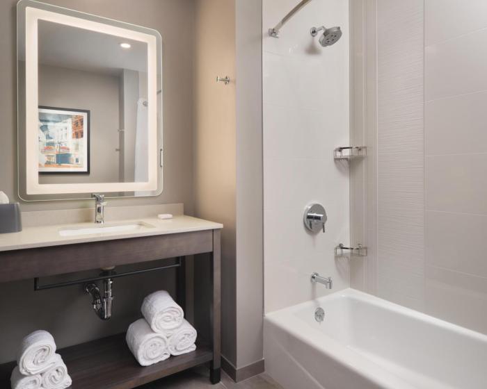 hyatt house schenectady mohawk harbor