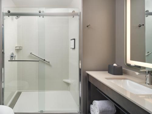 hyatt house schenectady mohawk harbor