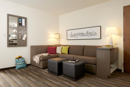 hyatt house schenectady mohawk harbor