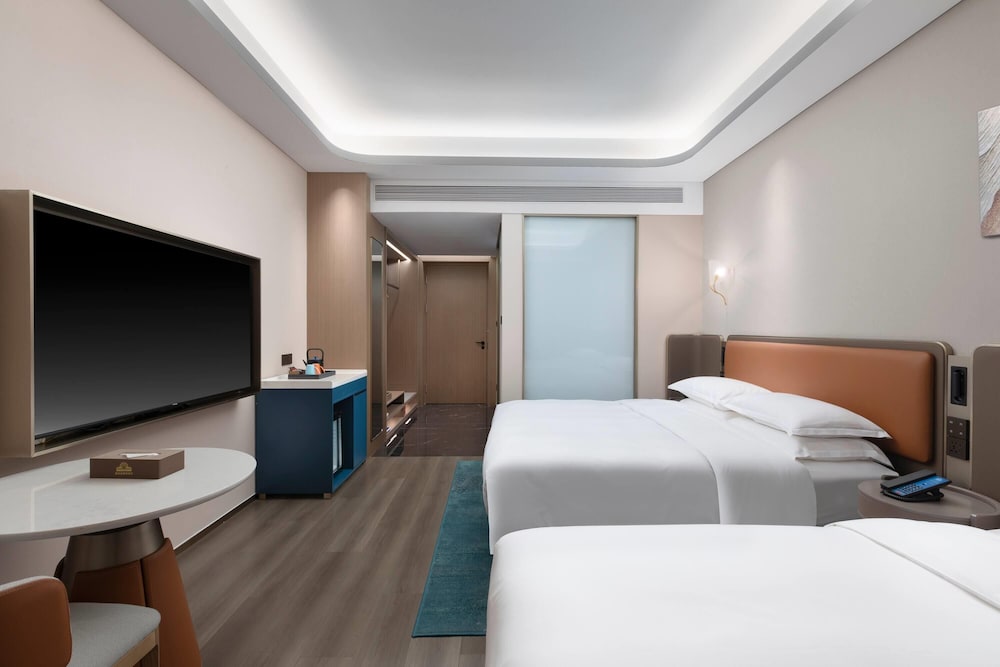 days hotel by wyndham leshan downtown