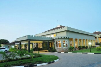 palm oasis resort garissa