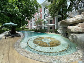 the title rawai aparthotel by hss