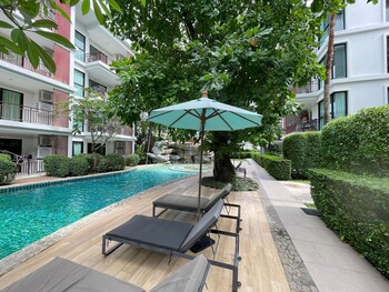 the title rawai aparthotel by hss