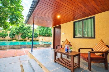 rambagh retreat stay with swimming pool