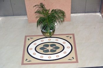 hotel metro international