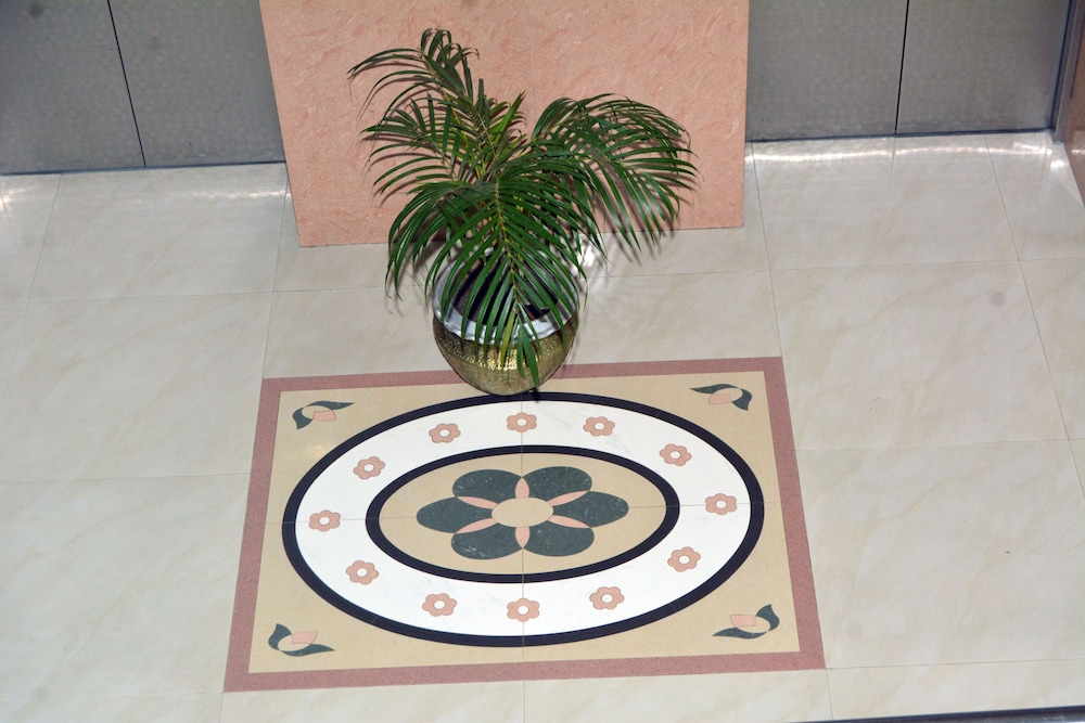 hotel metro international