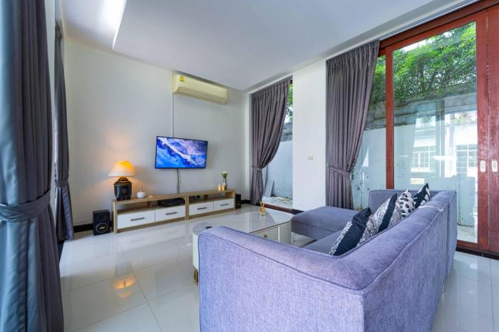 beautiful 4 bedroom pool villa bl9