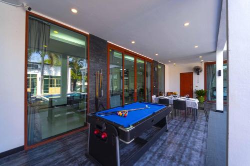 beautiful 4 bedroom pool villa bl9
