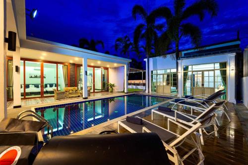 beautiful 4 bedroom pool villa bl9