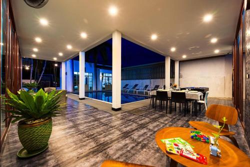 beautiful 4 bedroom pool villa bl9
