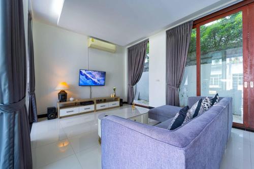 beautiful 4 bedroom pool villa bl9