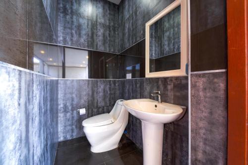 beautiful 4 bedroom pool villa bl9