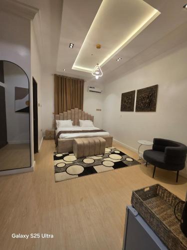 decorum apartments