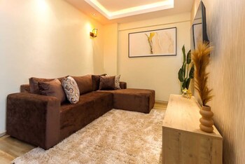 Moonvalley View Palace Apartment,,4 star