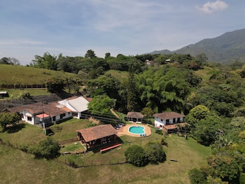 la villa the view