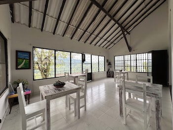 la villa the view