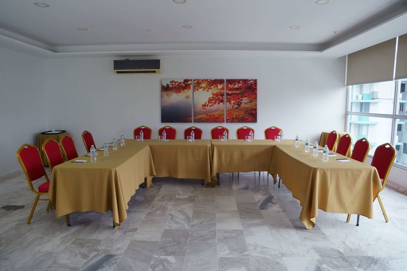 ramada panama centro via argentina