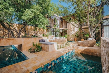 cigno mejorada hotel boutique
