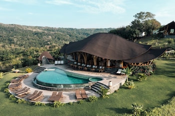 ketanu bamboo lodge sumba