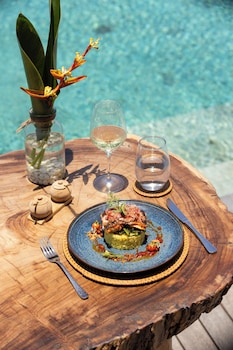ketanu bamboo lodge sumba