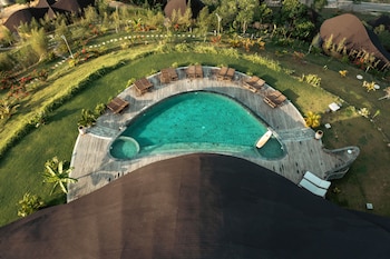 ketanu bamboo lodge sumba