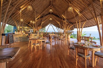 ketanu bamboo lodge sumba