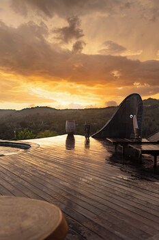 ketanu bamboo lodge sumba