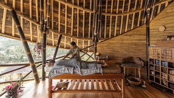 ketanu bamboo lodge sumba