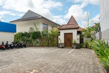 sunset loft seminyak bali