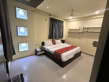 Hotel Shreenathji Inn,,2 star