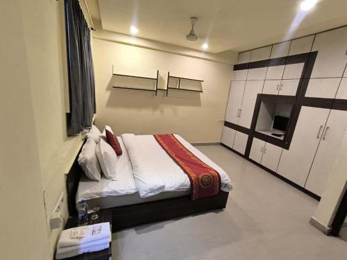 hotel shreenathji inn