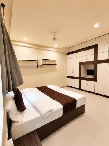 hotel shreenathji inn
