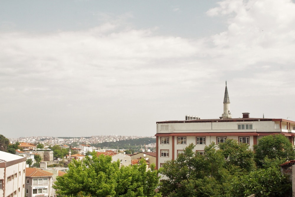 nagehan hotel old city