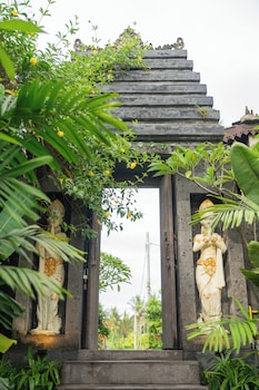 aksmi suites and villas