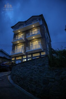 King Castle Lake Front By Laksam,,3 star