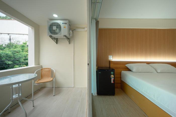the nook hotel