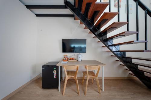 the nook hotel