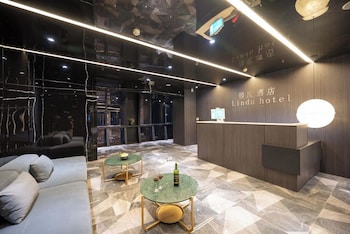 Chongqing Lingdu Gaokong Jiangjing Hotel,,3 star